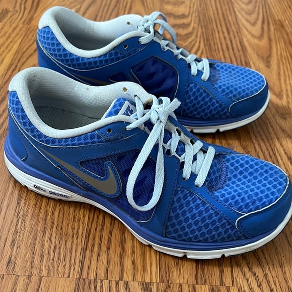 Nike Dual Fusion - Picture 1 of 3